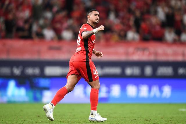 开云体育-【中超】钟晋宝传射莱昂纳多2球 海港3比2逆转三镇