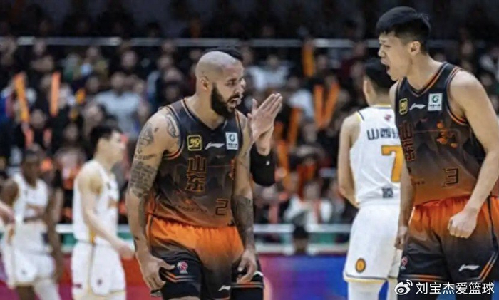 开云体育网址-临沂再相逢：致盖利摩尔——穿过山东球衣，便值得一生掌声|山东队|吉林|持球|主力|篮板_新浪体育_新浪新闻