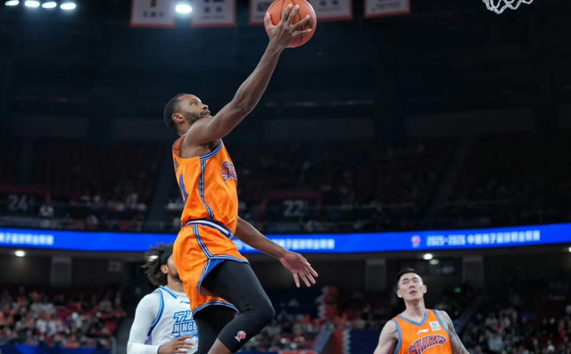 KAIYUN-CBA最新消息！曝上海男篮裁掉弗格，赵继伟正式复出