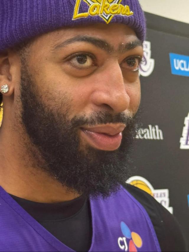 开云app-湖人内线一喜一忧——戴维斯眼部无恙，伍德伤情反复