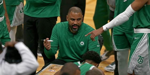 开云体育-绿军大转折背后：乌多卡展现才华 坚持传统双塔