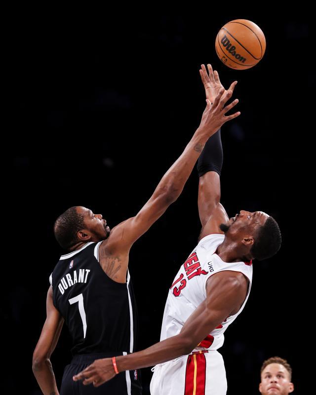 开云体育-新版本之下热火抢爆篮网！拼对抗他们乐在其中