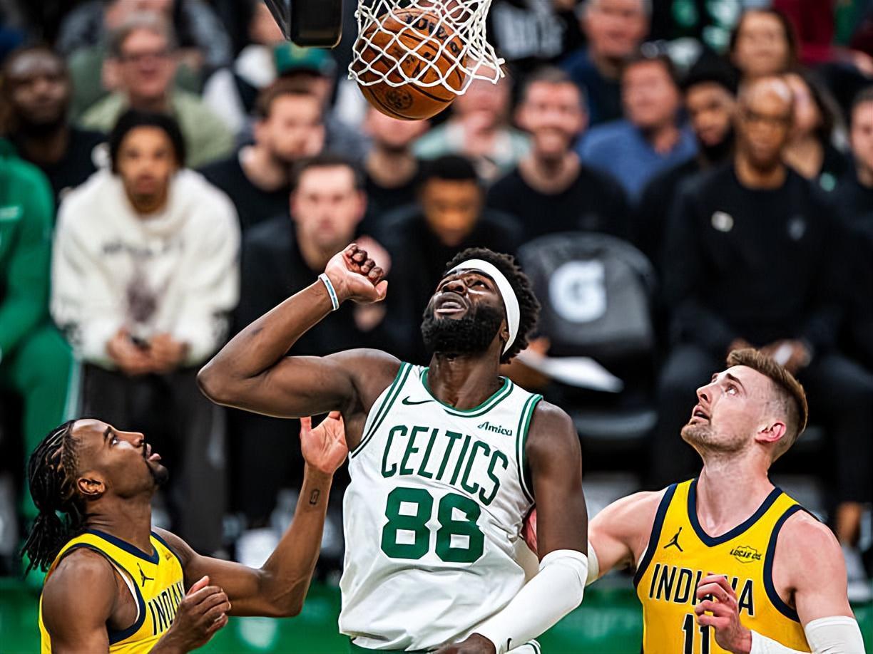 开云app-性价比也太高了！凯尔特人底薪中锋已经是全联盟最强蓝领之一了？